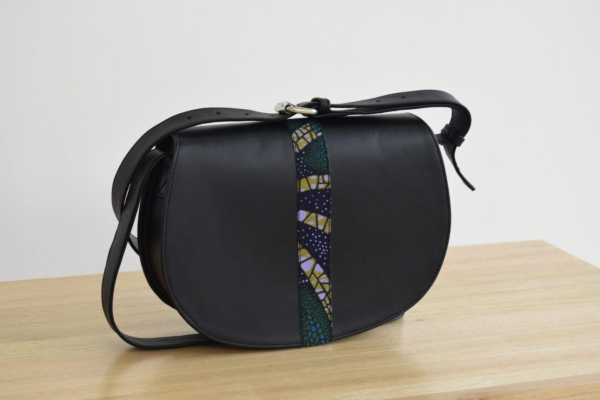 Agasaro Cross-body Bag/Black