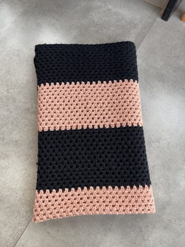 Wase Blanket 2 - Crochet acrylic - Image 4