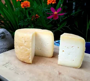 La Fromagerie – Mixed Tomme / Tomme Mixe 275g